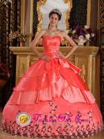 Skowhegan Maine/ME Watermelon Red For Affordable Sweetheart Quinceanera Dress With Appliques And Ruffles(SKU QDZY199J4BIZ)