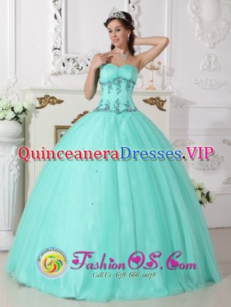 League City TX Elegant Quinceanera Dress For Quinceanera With Turquoise Sweetheart Neckline And EXquisite Appliques.