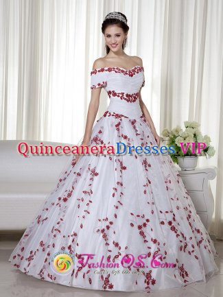 Goussainville France Off The Shoulder Embroidery Embellishment White and Red Quinceanera Dresses For Ball Gown Floor-length Taffeta and Organza