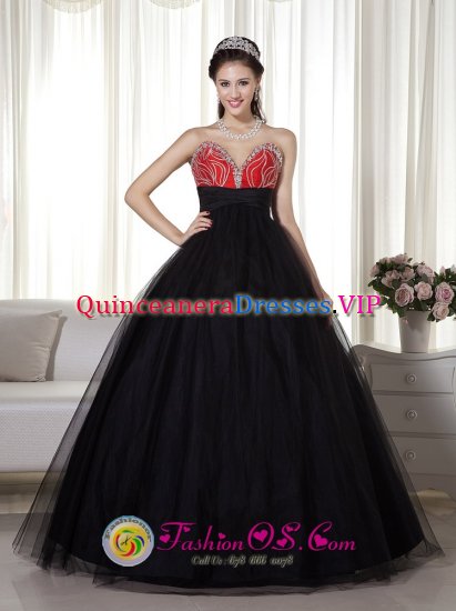 Fashionable Tull Black and Red Princess Beaded Sweetheart Quinceanera Dama Dress in Maitland FL - Click Image to Close