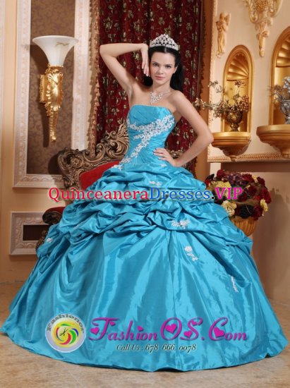 Appliques Decorate Pick-ups Taffeta and Floor-length Teal Strapless Quinceanera Dress For Nagua Dominican Republic - Click Image to Close